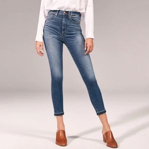 Abercrombie & Fitch Skinny Jeans - Ultra High Rise